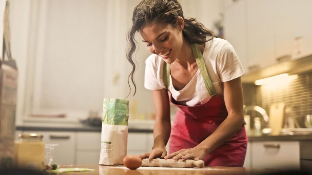 ¿Necesito permiso para vender comida en mi casa?